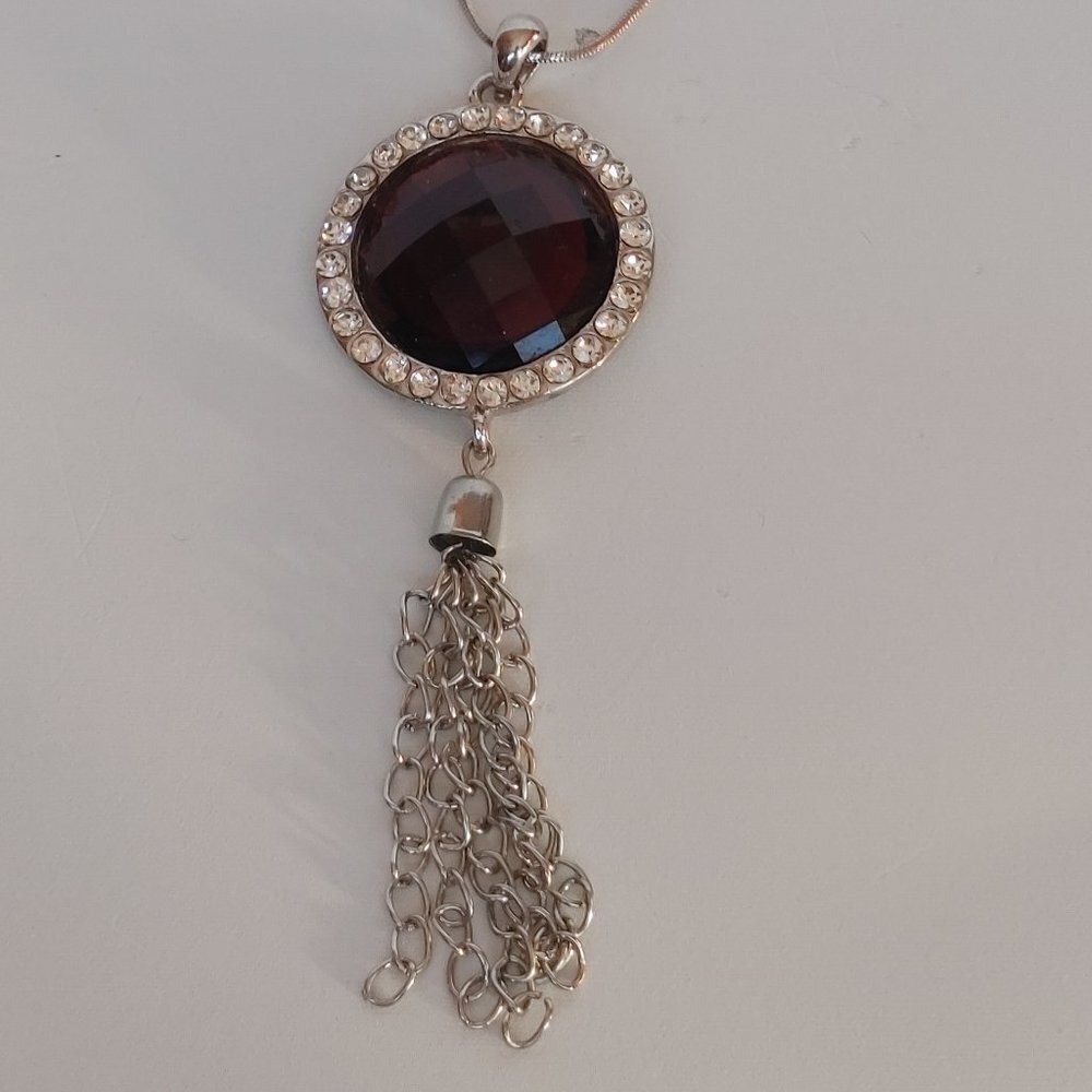 PRETTY Faux Red Garnet Tassel Necklace Long Silver Tone Chain STATEMENT NECKLACE